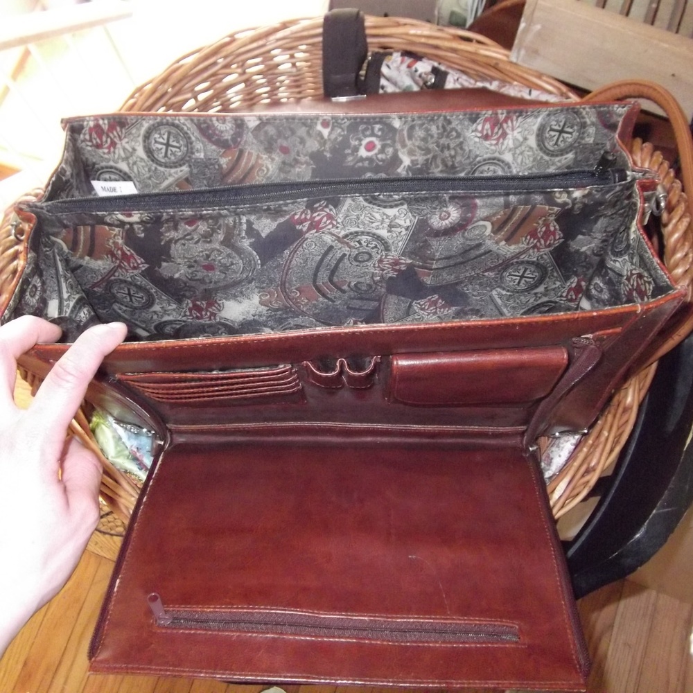 Bag - Picture 2 of 2